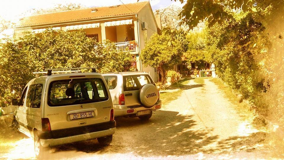 Apartments Lana Starigrad Paklenica Habitación foto